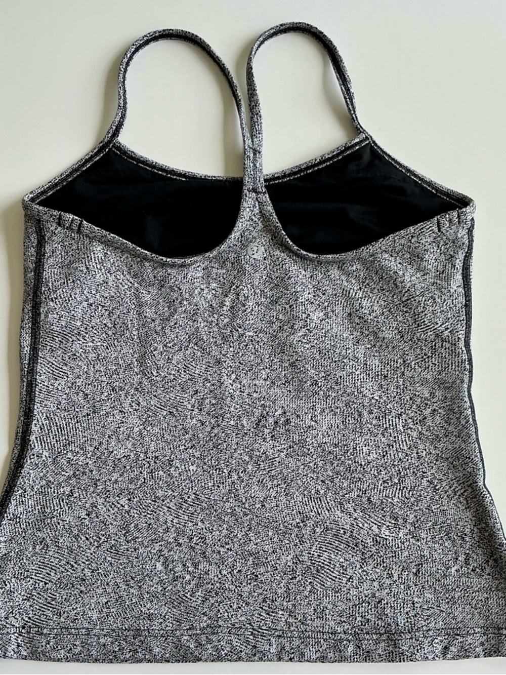 Lululemon Power Y Tank Sz 8 - Picture 4 of 6
